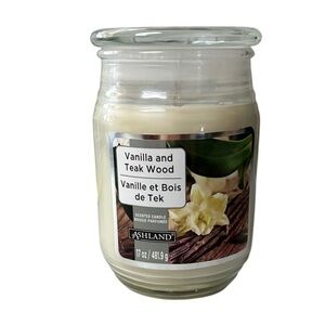 Ashland Vanilla & Teak Wood Scented Candle NWOT